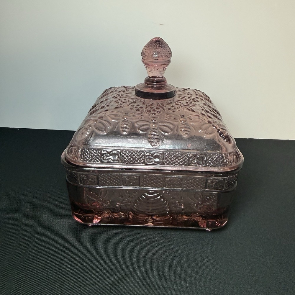 Tiara Honey Bee Glass Dish Pink Square Lid Candy Dish Indiana Glass Amethyst